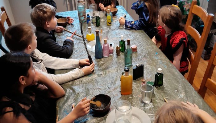 Toute une Histoire_Anniversaire à domicile_Cours de potions
